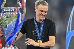 关于巴黎圣日耳曼今夜迎来里程碑，志在英超名次提升，态度坚定，轮换策略成焦点的信息